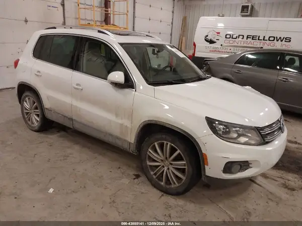 WVGBV7AX1GW601659 2016 VOLKSWAGEN TIGUAN - Image 1