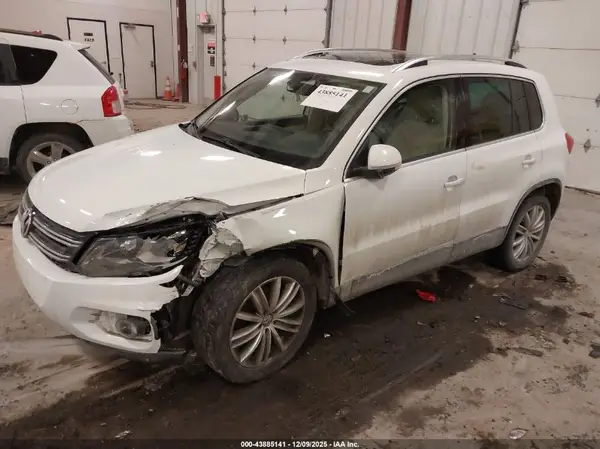 WVGBV7AX1GW601659 2016 VOLKSWAGEN TIGUAN - Image 2
