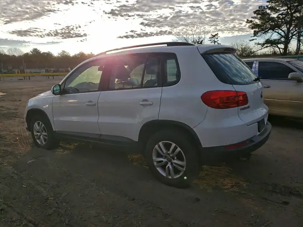 WVGBV7AX1GW602049 2016 VOLKSWAGEN TIGUAN - Image 2