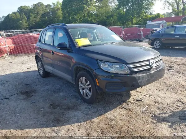 WVGBV7AX1HK000177 2017 VOLKSWAGEN TIGUAN - Image 1
