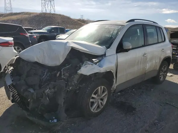 WVGBV7AX1HK018095 2017 VOLKSWAGEN TIGUAN - Image 1