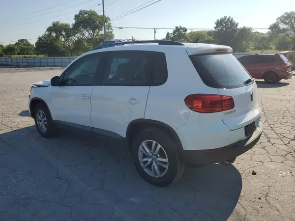 WVGBV7AX1HK032580 2017 VOLKSWAGEN TIGUAN - Image 2