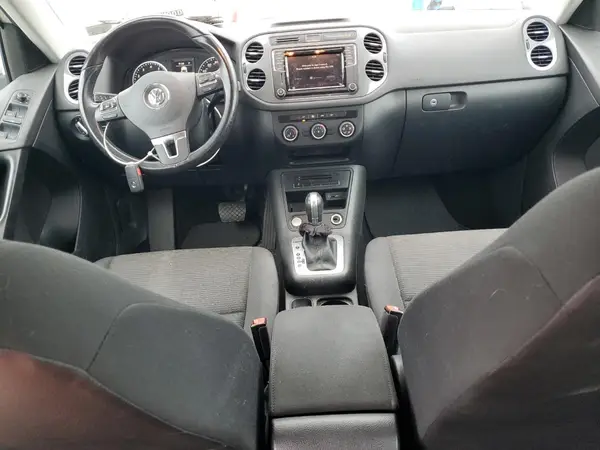 WVGBV7AX1HK042526 2017 VOLKSWAGEN TIGUAN - Image 8