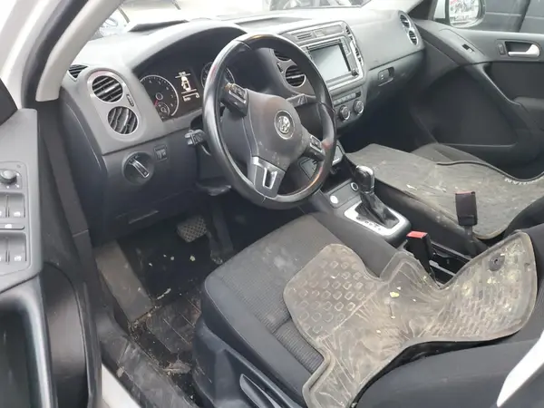 WVGBV7AX1HK044454 2017 VOLKSWAGEN TIGUAN - Image 8