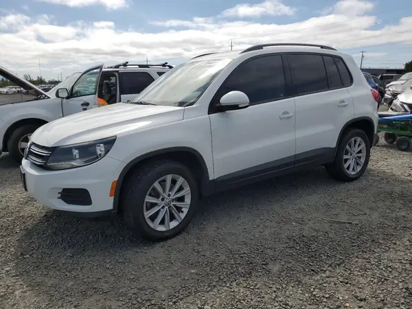 WVGBV7AX1HK052229 2017 VOLKSWAGEN TIGUAN - Image 1