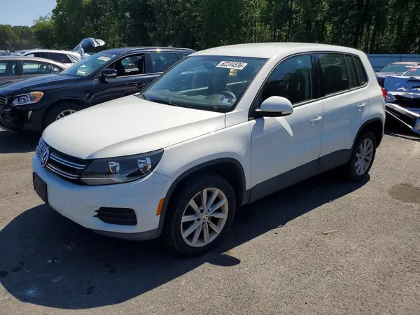 WVGBV7AX1HK052702 2017 VOLKSWAGEN TIGUAN - Image 1