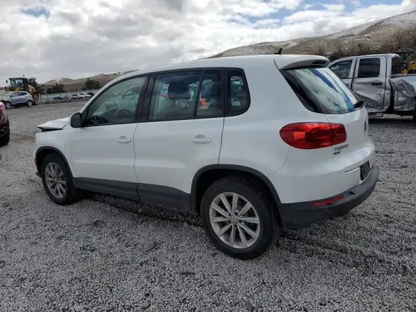 WVGBV7AX1HK053378 2017 VOLKSWAGEN TIGUAN - Image 2