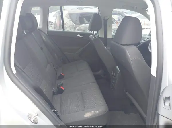WVGBV7AX1JK001366 2018 VOLKSWAGEN TIGUAN - Image 8