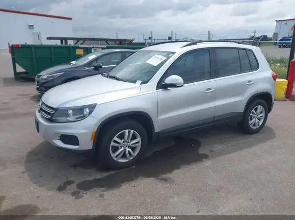 WVGBV7AX2GW016234 2016 VOLKSWAGEN TIGUAN - Image 2