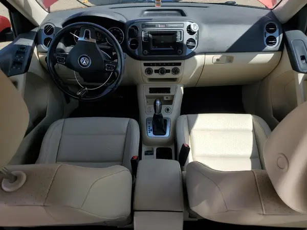 WVGBV7AX2GW040176 2016 VOLKSWAGEN TIGUAN - Image 8