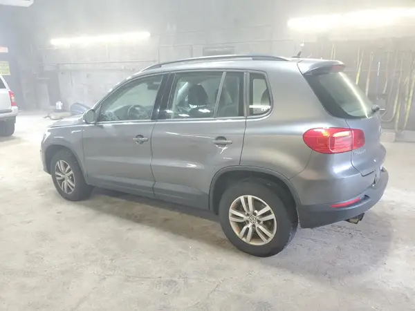 WVGBV7AX2GW508391 2016 VOLKSWAGEN TIGUAN - Image 2