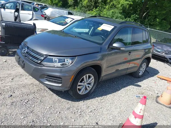 WVGBV7AX2GW508651 2016 VOLKSWAGEN TIGUAN - Image 2