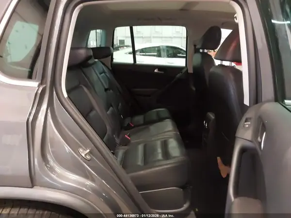 WVGBV7AX2GW512599 2016 VOLKSWAGEN TIGUAN - Image 8