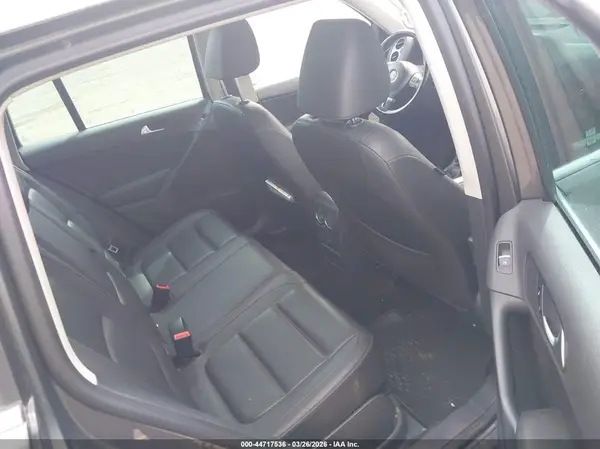 WVGBV7AX2GW520119 2016 VOLKSWAGEN TIGUAN - Image 8