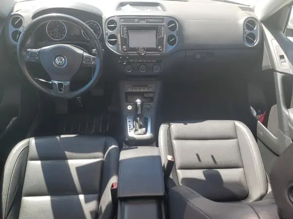 WVGBV7AX2GW520573 2016 VOLKSWAGEN TIGUAN - Image 8