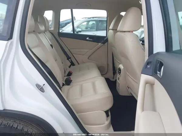 WVGBV7AX2GW525899 2016 VOLKSWAGEN TIGUAN - Image 8