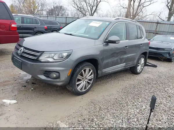 WVGBV7AX2GW526714 2016 VOLKSWAGEN TIGUAN - Image 2
