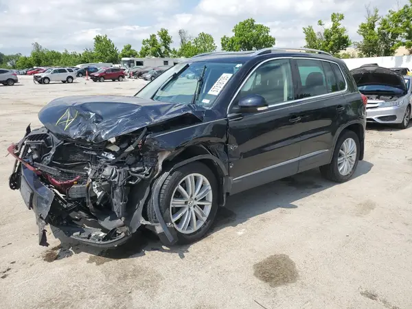 WVGBV7AX2GW527913 2016 VOLKSWAGEN TIGUAN - Image 1