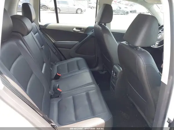 WVGBV7AX2GW558062 2016 VOLKSWAGEN TIGUAN - Image 8
