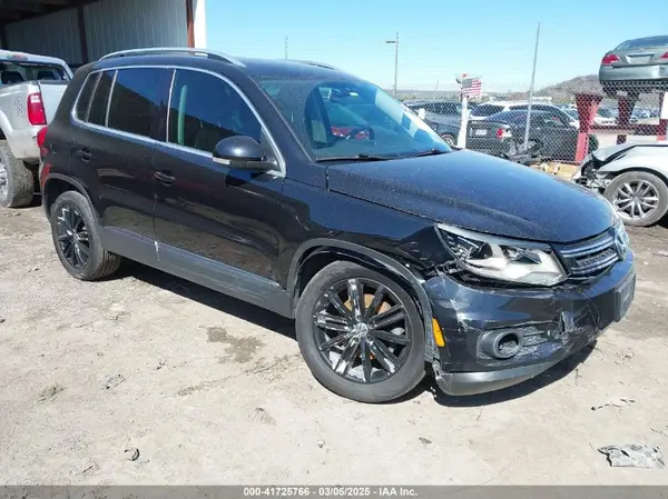 WVGBV7AX2GW564945 2016 VOLKSWAGEN TIGUAN - Image 1