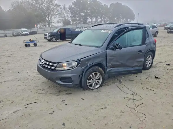 WVGBV7AX2GW574293 2016 VOLKSWAGEN TIGUAN - Image 1