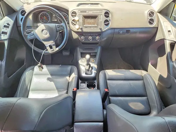 WVGBV7AX2GW575573 2016 VOLKSWAGEN TIGUAN - Image 8