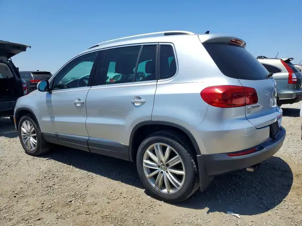 WVGBV7AX2GW576013 2016 VOLKSWAGEN TIGUAN - Image 2