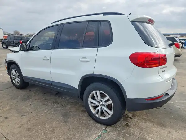 WVGBV7AX2GW580708 2016 VOLKSWAGEN TIGUAN - Image 2