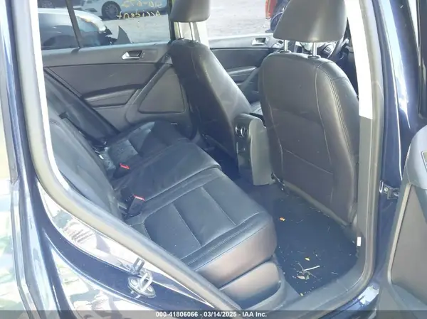 WVGBV7AX2GW582135 2016 VOLKSWAGEN TIGUAN - Image 8