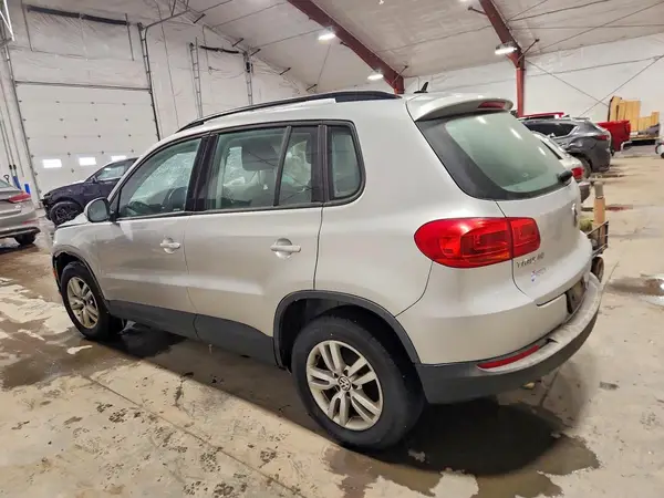 WVGBV7AX2GW609110 2016 VOLKSWAGEN TIGUAN - Image 2