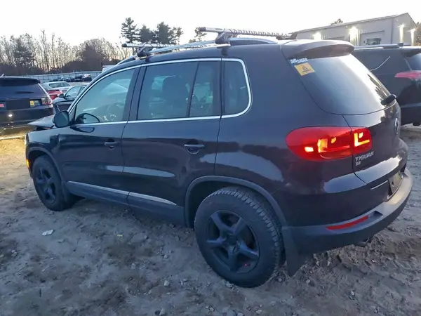 WVGBV7AX2GW611231 2016 VOLKSWAGEN TIGUAN - Image 2