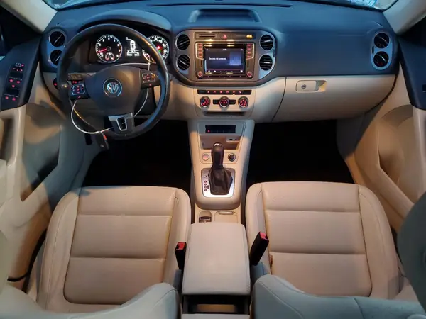 WVGBV7AX2GW611231 2016 VOLKSWAGEN TIGUAN - Image 8