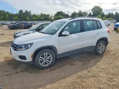 WVGBV7AX2GW611858 2016 VOLKSWAGEN TIGUAN