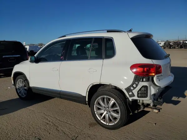 WVGBV7AX2GW614338 2016 VOLKSWAGEN TIGUAN - Image 2