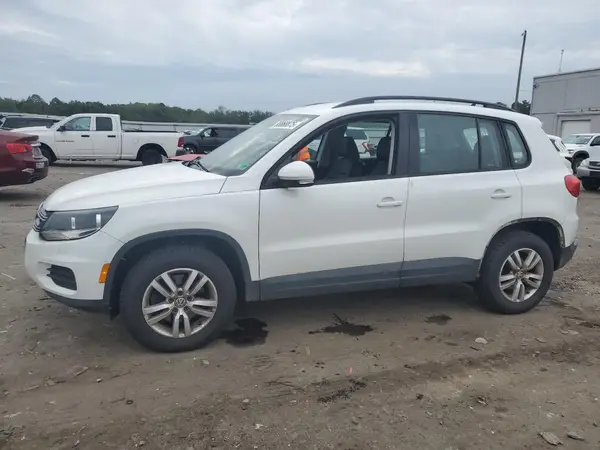 WVGBV7AX2HK001676 2017 VOLKSWAGEN TIGUAN - Image 1