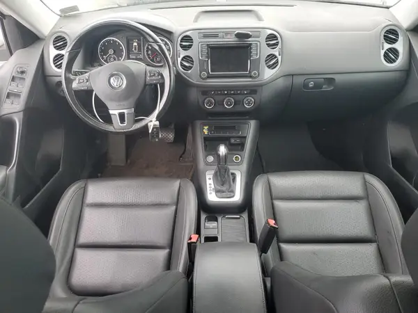 WVGBV7AX2HK001676 2017 VOLKSWAGEN TIGUAN - Image 8