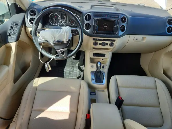 WVGBV7AX2HK001774 2017 VOLKSWAGEN TIGUAN - Image 8
