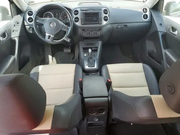 WVGBV7AX2HK003802 2017 VOLKSWAGEN TIGUAN - Image 8