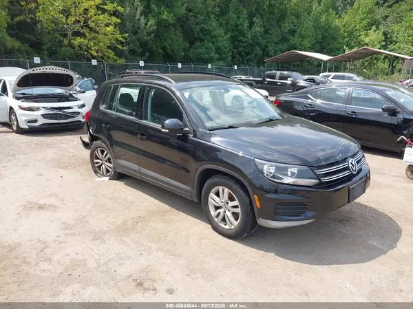 WVGBV7AX2HK012774 2017 VOLKSWAGEN TIGUAN - Image 1