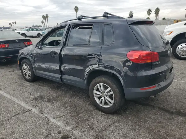 WVGBV7AX2HK013469 2017 VOLKSWAGEN TIGUAN - Image 2