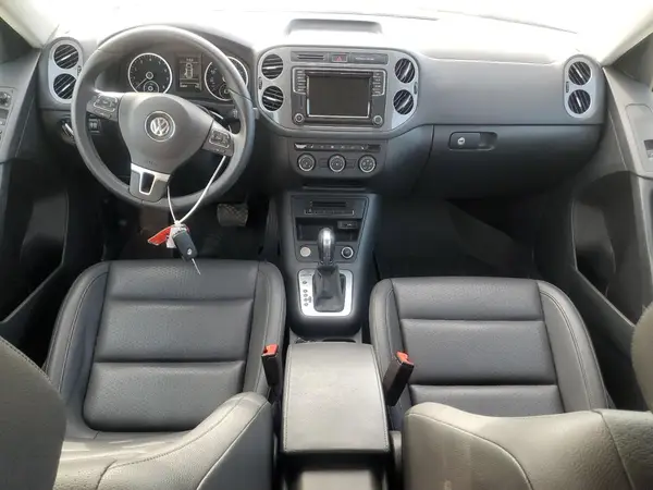 WVGBV7AX2HK025377 2017 VOLKSWAGEN TIGUAN - Image 8