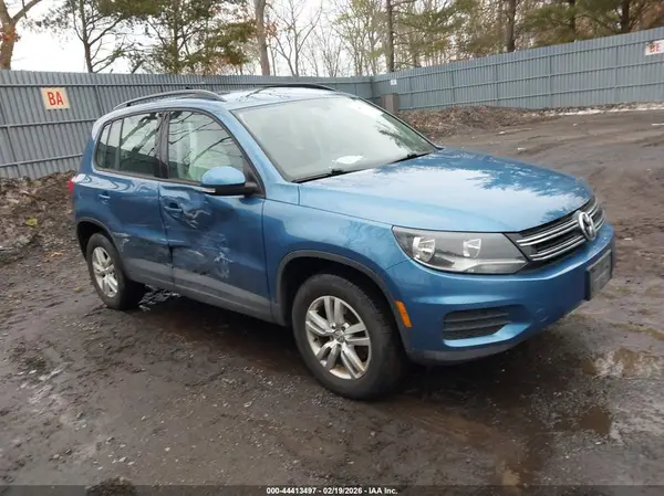 WVGBV7AX2HK037853 2017 VOLKSWAGEN TIGUAN - Image 1