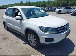 WVGBV7AX2HK048898 2017 VOLKSWAGEN TIGUAN