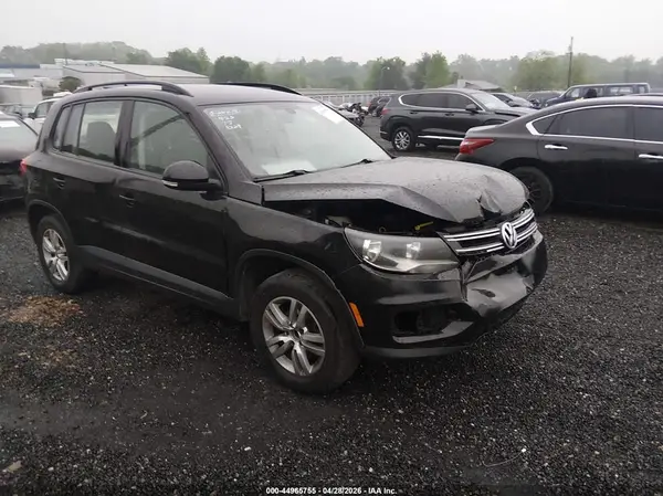 WVGBV7AX2HW508229 2017 VOLKSWAGEN TIGUAN - Image 1
