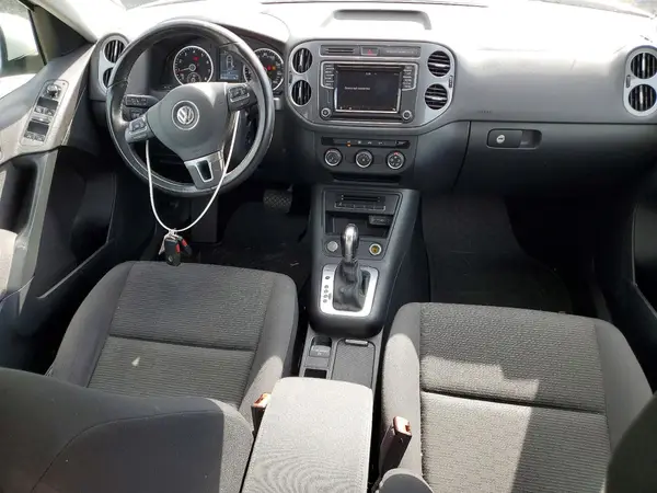 WVGBV7AX2JK001067 2018 VOLKSWAGEN TIGUAN - Image 8