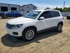 WVGBV7AX2JK001148 2018 VOLKSWAGEN TIGUAN