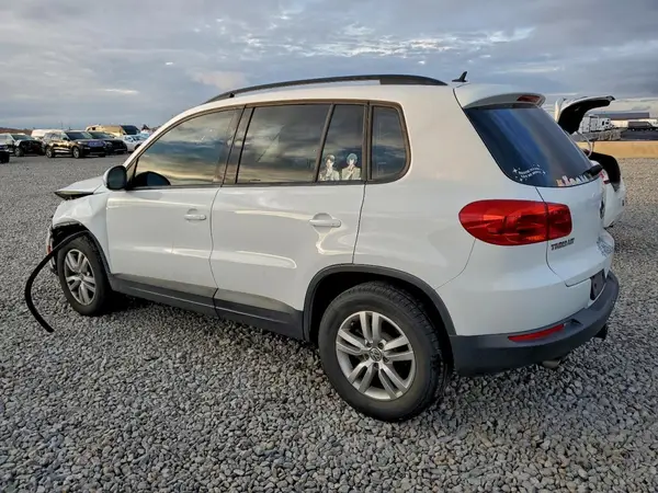WVGBV7AX3GW032684 2016 VOLKSWAGEN TIGUAN - Image 2