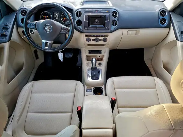 WVGBV7AX3GW032684 2016 VOLKSWAGEN TIGUAN - Image 8