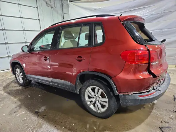 WVGBV7AX3GW045712 2016 VOLKSWAGEN TIGUAN - Image 2