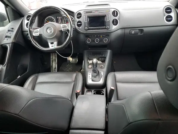 WVGBV7AX3GW071257 2016 VOLKSWAGEN TIGUAN - Image 8